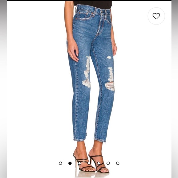 REVOLVE- Levi’s Wedgie- Size 30- Like New - Picture 2 of 14